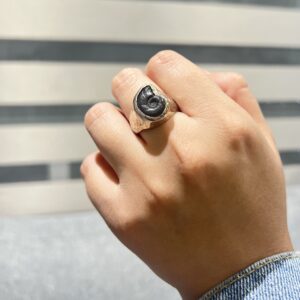 Anillo de plata .925 de ammonite fósil