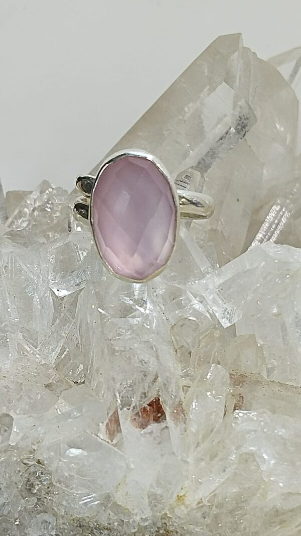 Anillo plata .925 de Cuarzo Rosa Facetado Ajustable - Image 2