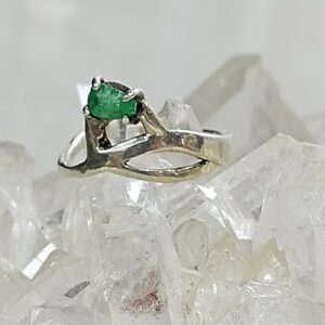Anillo Plata .925 de Esmeralda Facetada #8