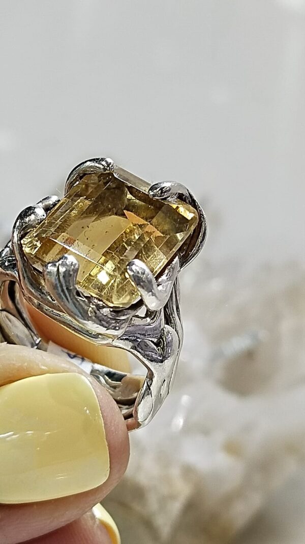 Anillo Plata .925 de Cuarzo Citrino Facetado Ajustable - Image 3